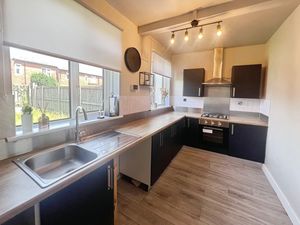 Kitchen- click for photo gallery